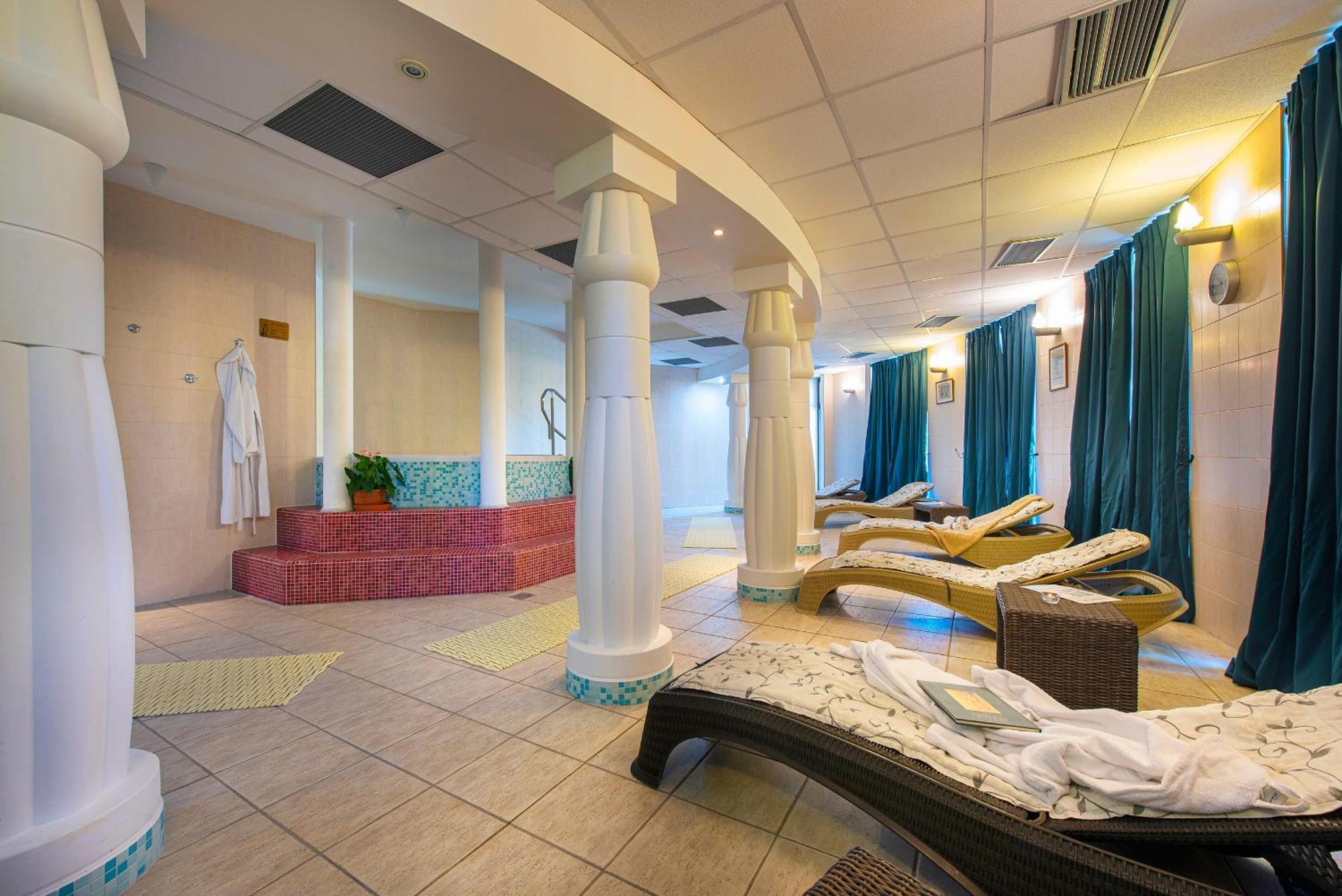 President Hotel Montfort Ždiar 外观 照片