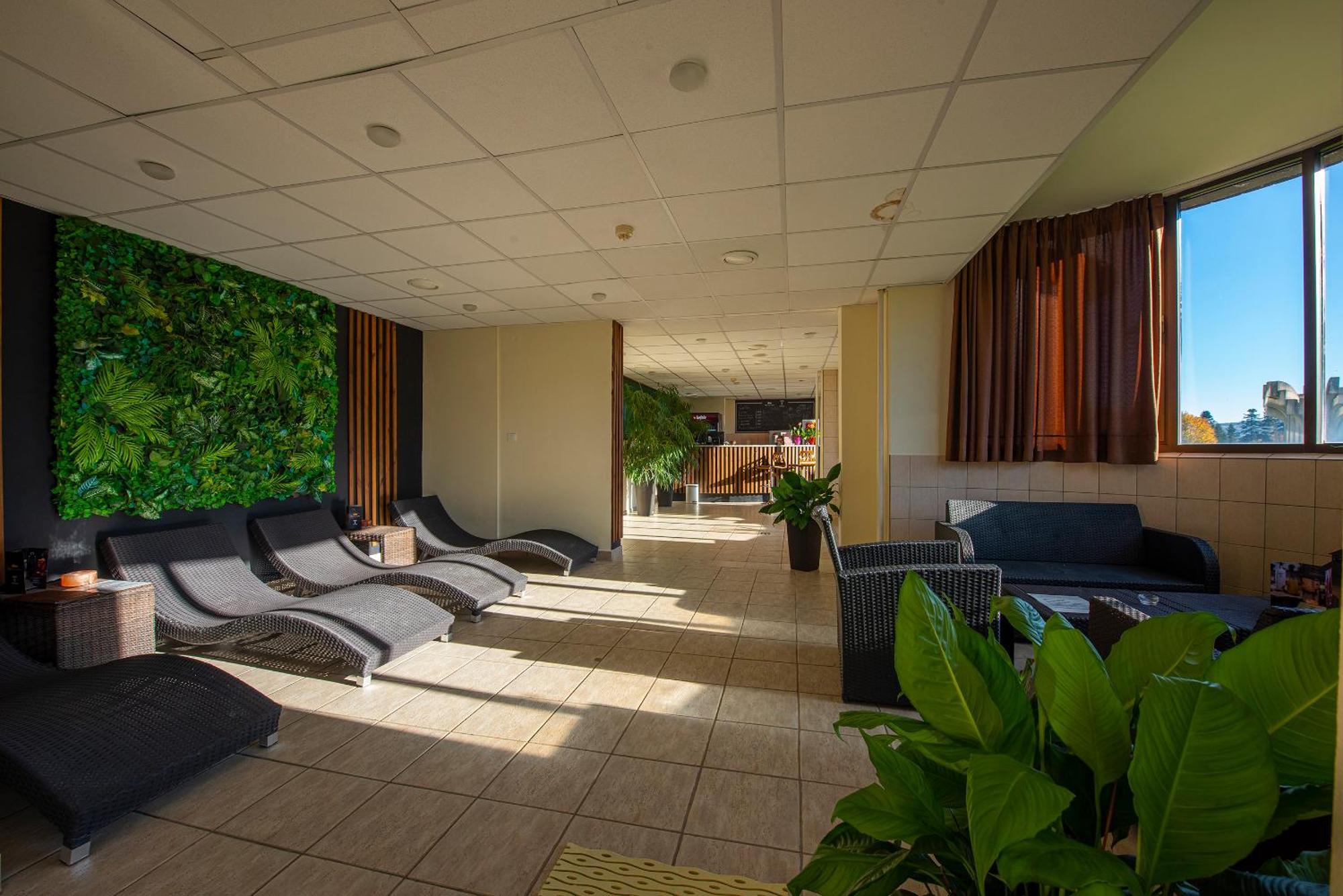 President Hotel Montfort Ždiar 外观 照片
